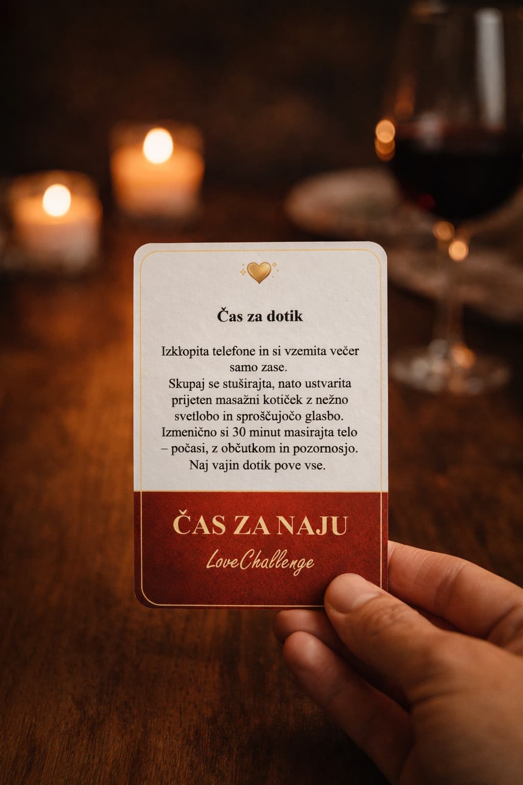 Primer kartice z romantičnim izzivom, ki je odlična ideja za valentinovo ali obletnico.